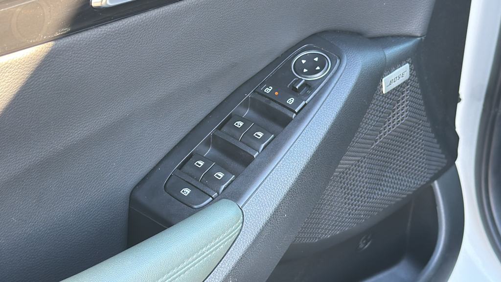 Thumbnail: 2024 Kia Seltos - 28