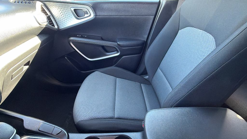 Thumbnail: 2023 Kia Soul - 10