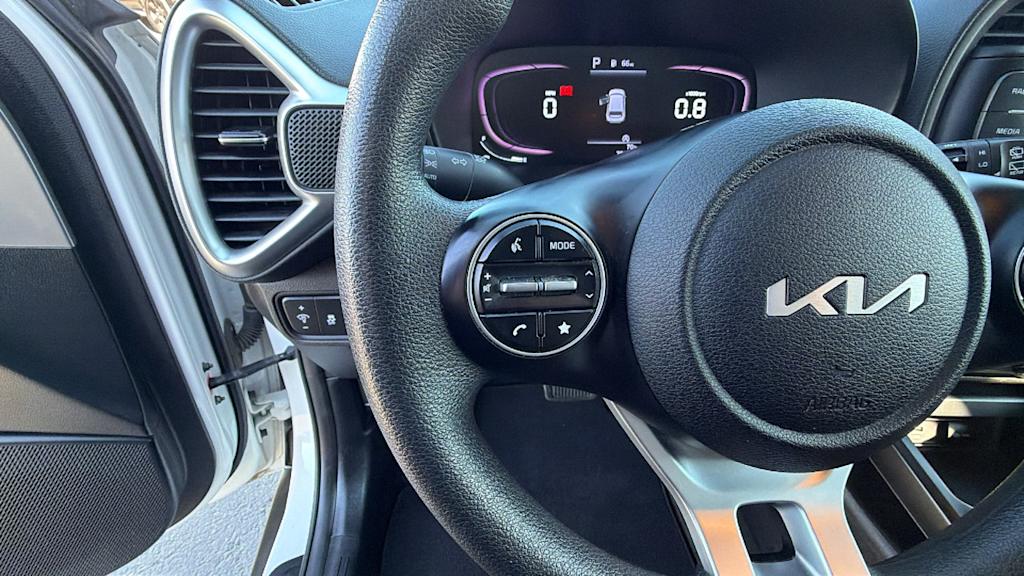 Thumbnail: 2023 Kia Soul - 27