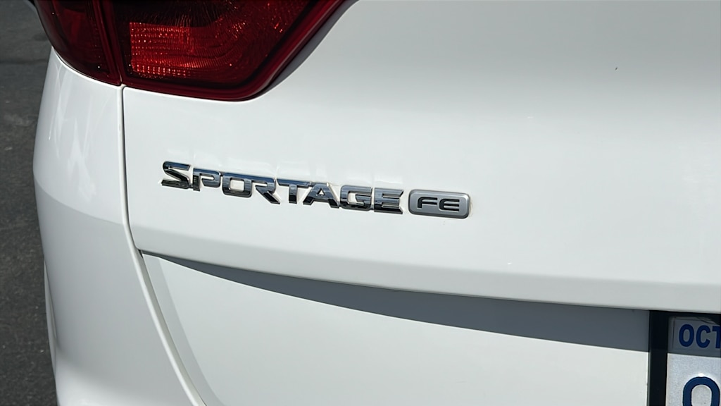 Thumbnail: 2017 Kia Sportage - 30