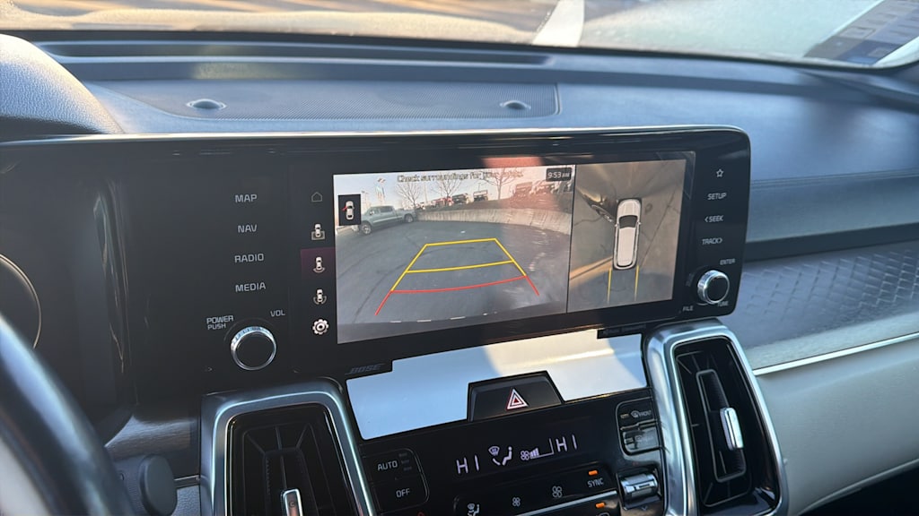 Thumbnail: 2022 Kia Sorento - 24