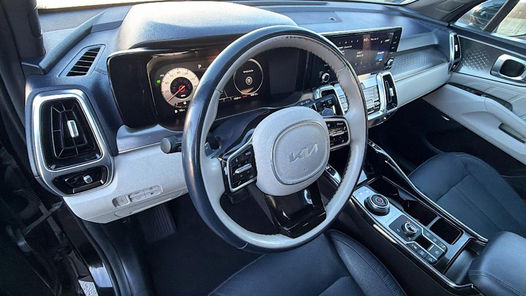 Thumbnail: 2022 Kia Sorento - 2