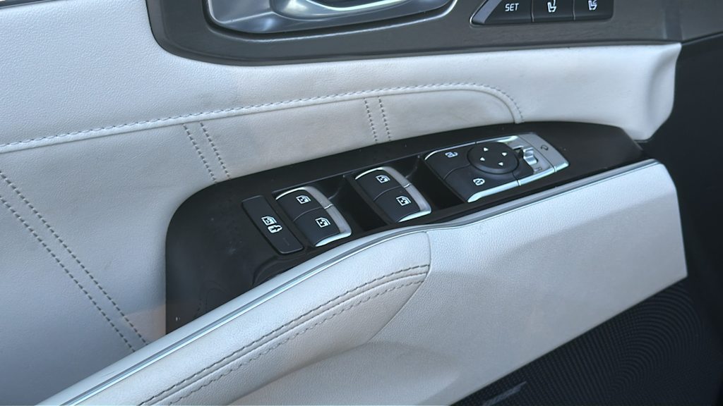 Thumbnail: 2022 Kia Sorento - 27