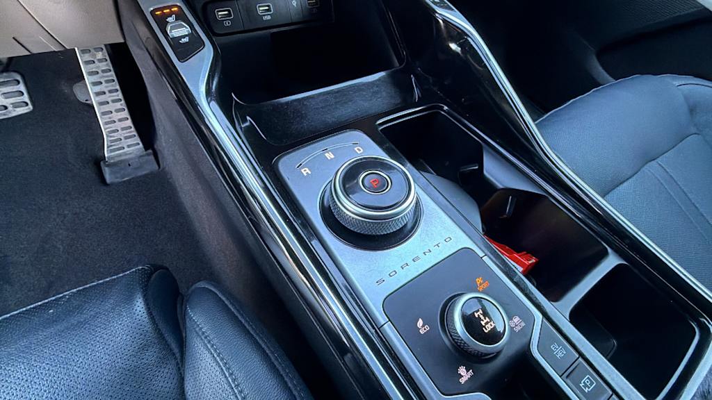 Thumbnail: 2022 Kia Sorento - 15