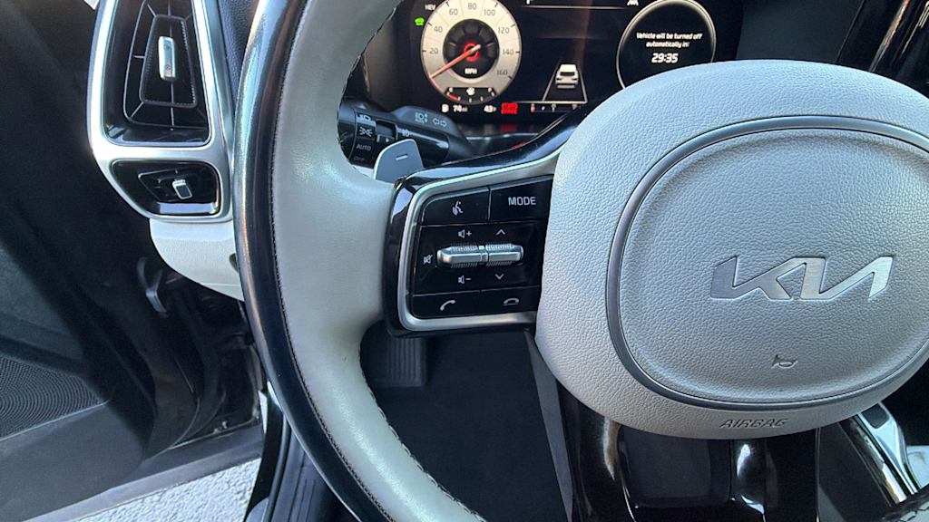 Thumbnail: 2022 Kia Sorento - 25