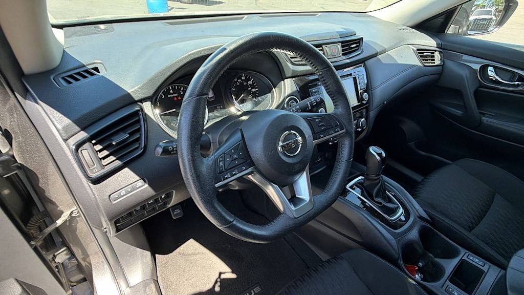 Thumbnail: 2020 Nissan Rogue - 2