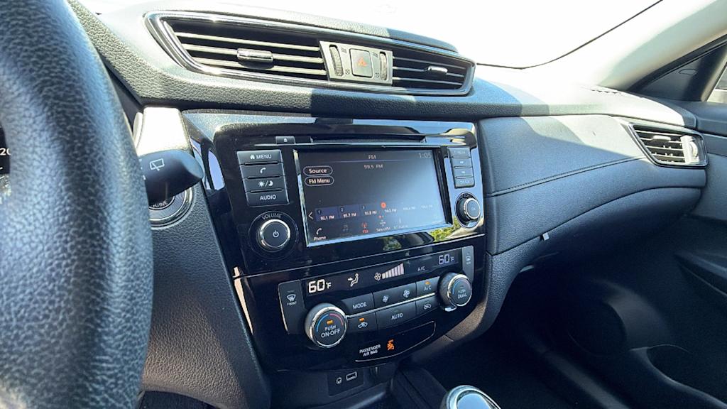 Thumbnail: 2020 Nissan Rogue - 21