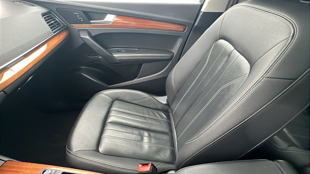 2021 Audi Q5 Premium Plus 11