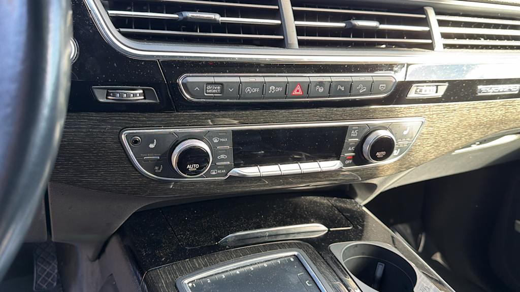 Thumbnail: 2019 Audi Q7 - 21