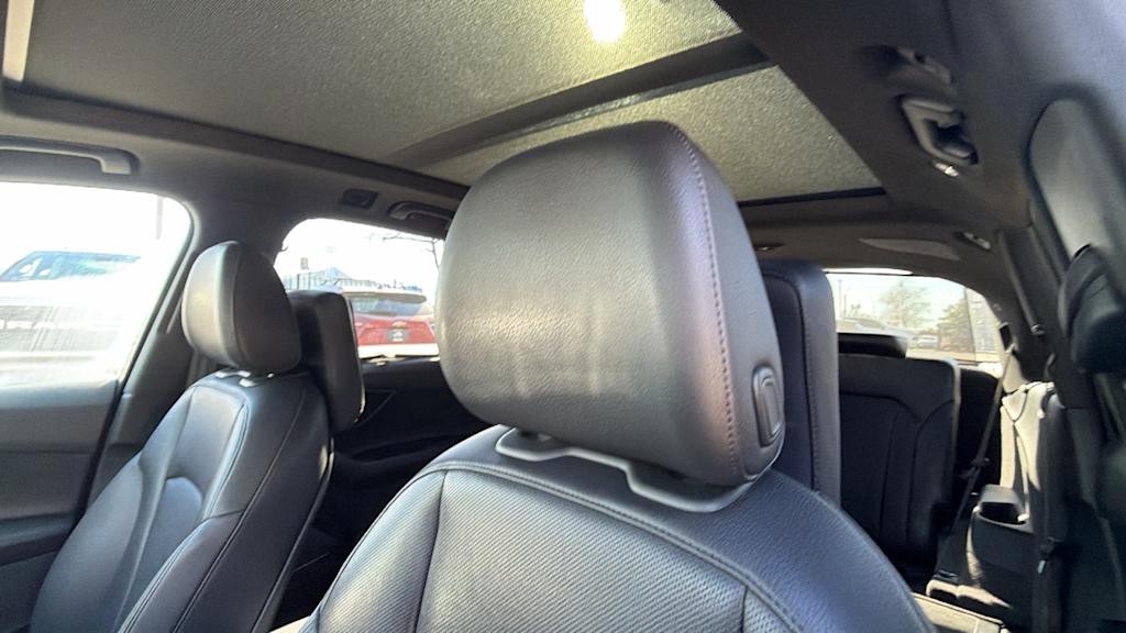 Thumbnail: 2019 Audi Q7 - 10