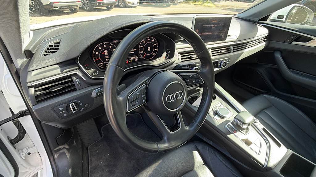 Thumbnail: 2017 Audi A4 - 2