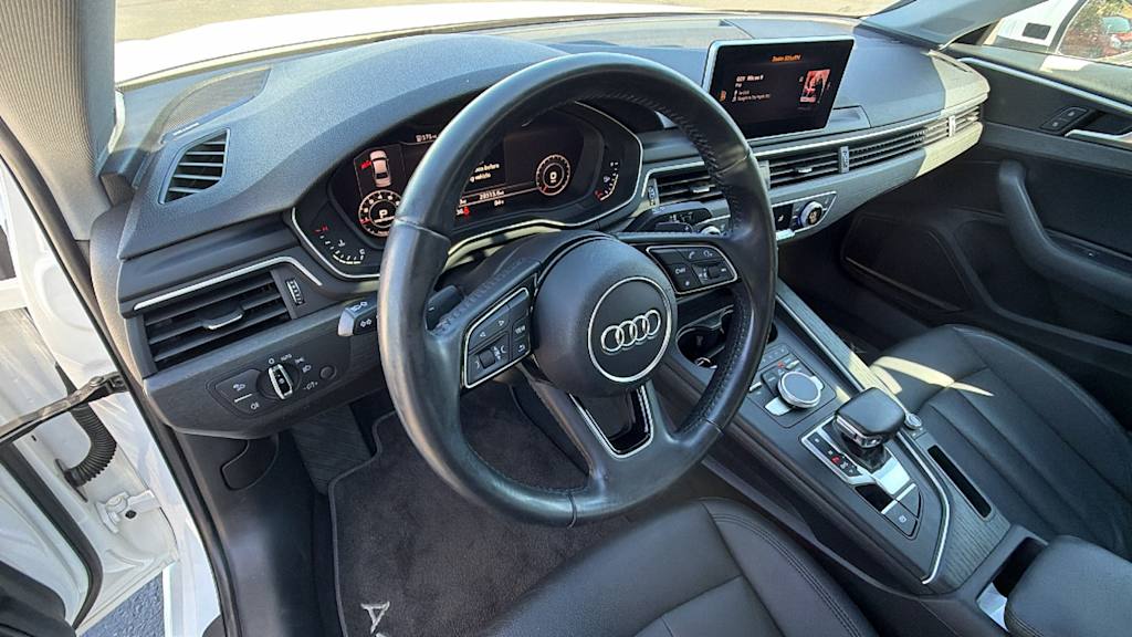 Thumbnail: 2017 Audi A4 - 2
