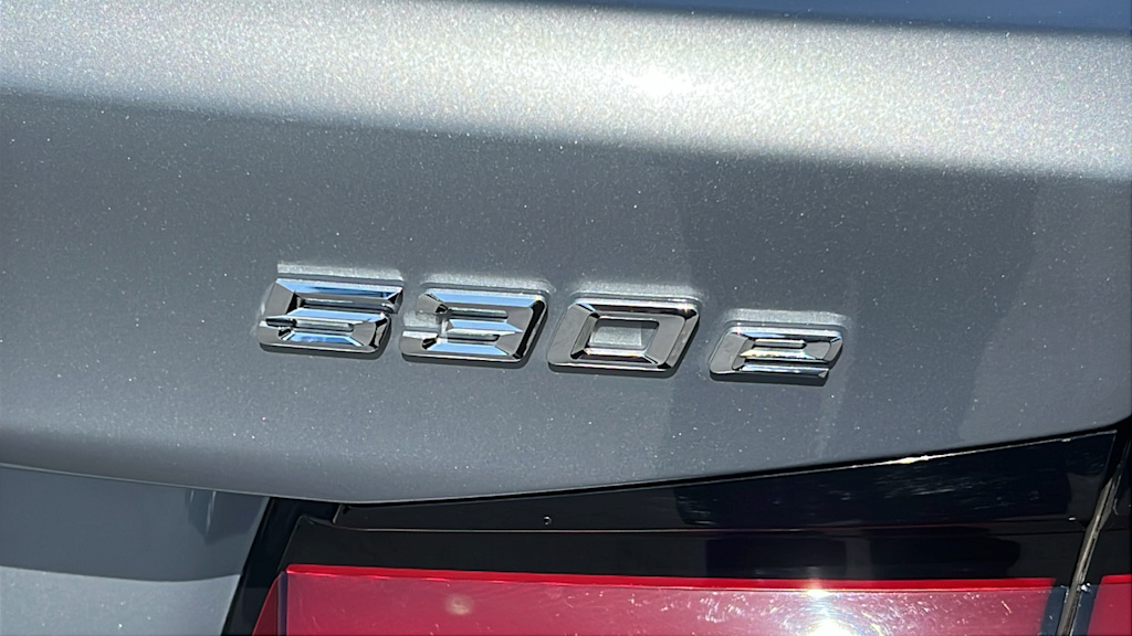 2023 BMW 5 Series 530e 7