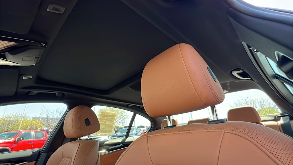 2023 BMW 5 Series 530e 22
