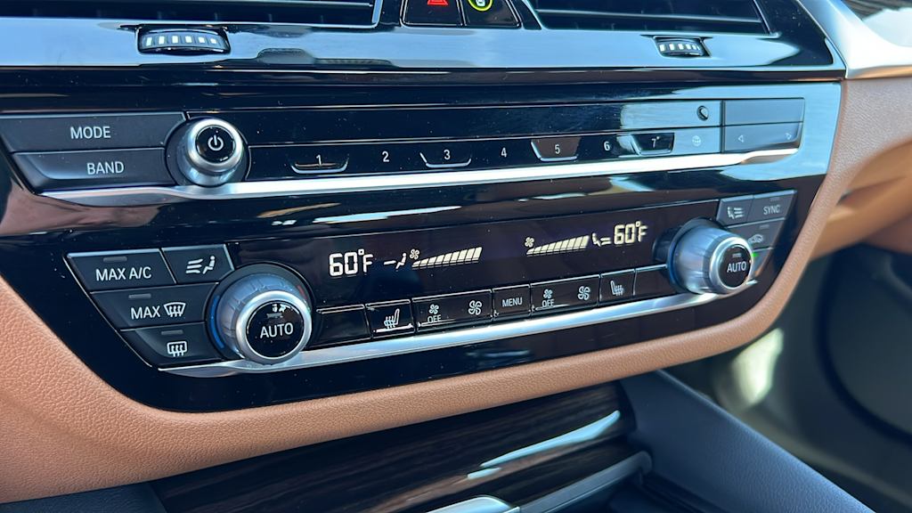 2023 BMW 5 Series 530e 23