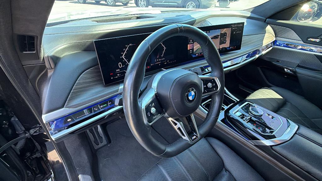 Thumbnail: 2023 BMW 7 Series - 2