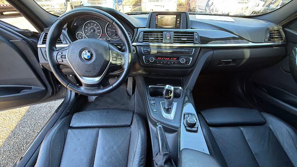 Thumbnail: 2014 BMW 3 Series - 10