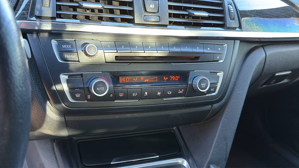 Thumbnail: 2014 BMW 3 Series - 20