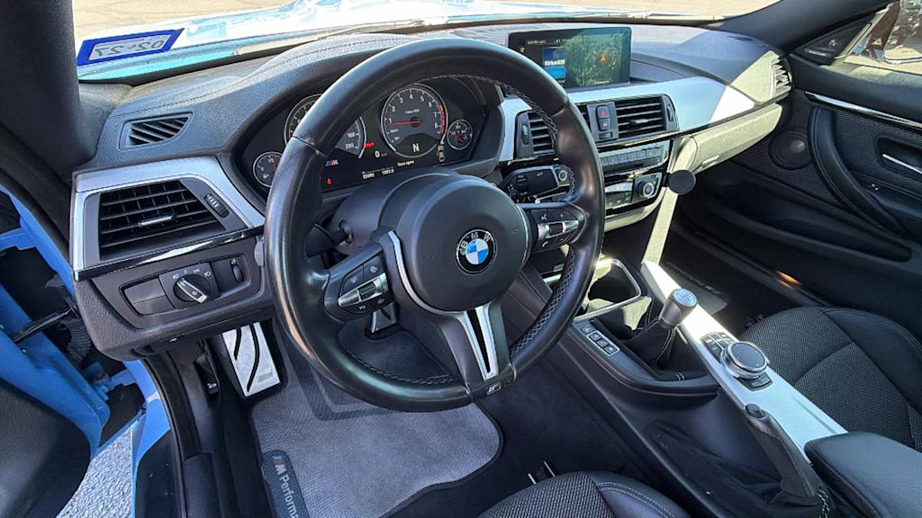 Thumbnail: 2018 BMW M4 - 2