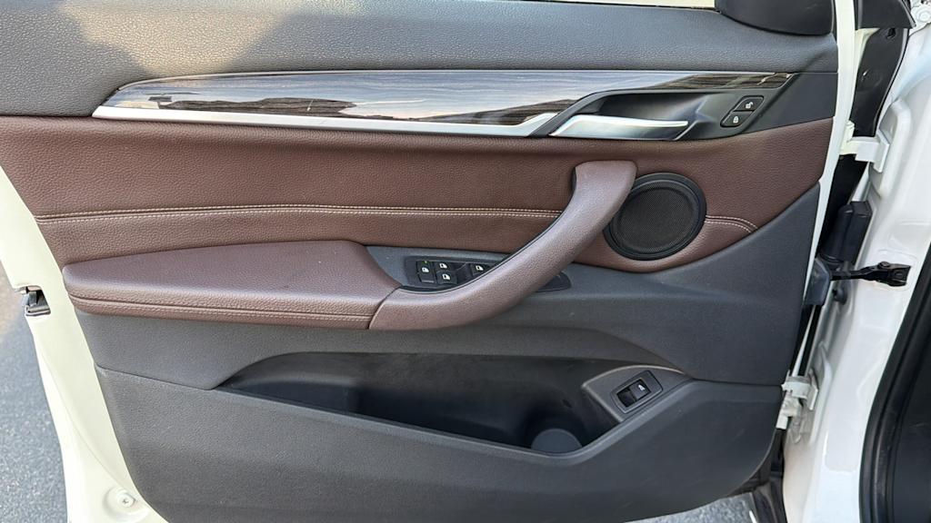 Thumbnail: 2018 BMW X1 - 27