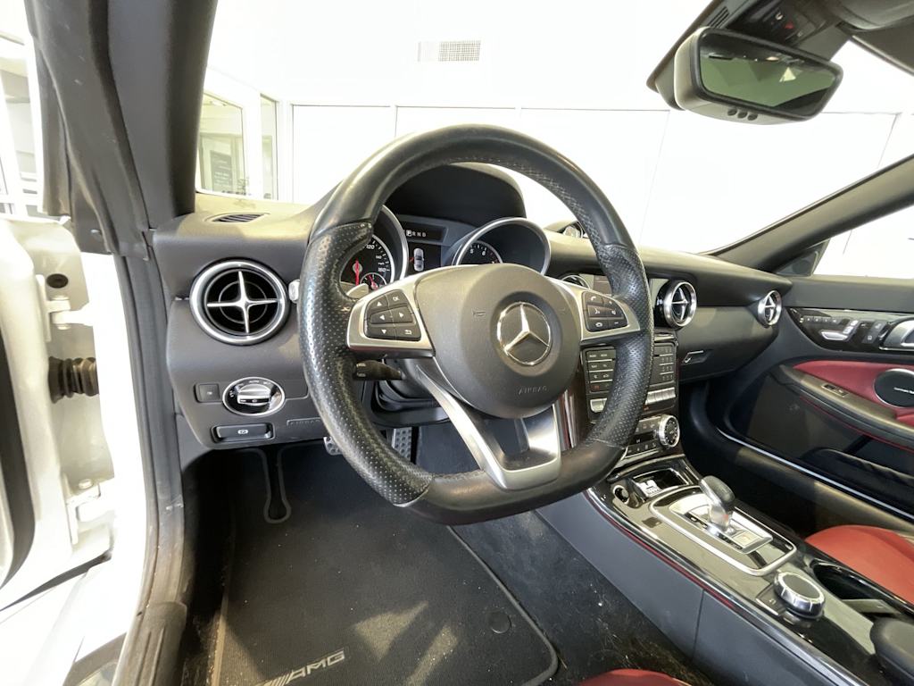 2017 Mercedes-Benz SLC 300 2