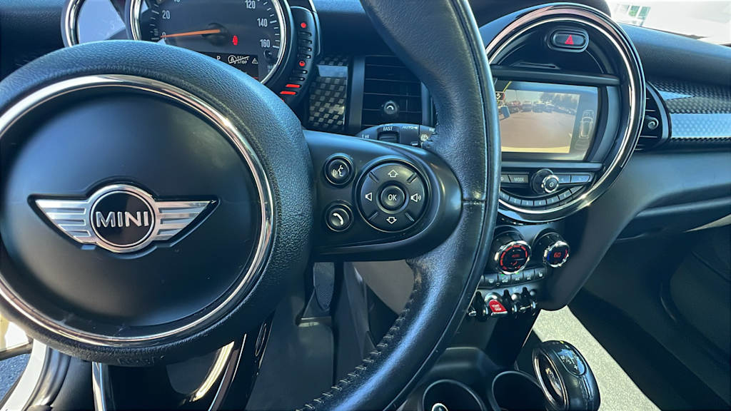 Thumbnail: 2017 MINI Cooper - 12