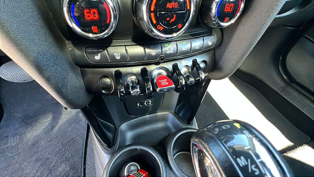 Thumbnail: 2017 MINI Cooper - 25