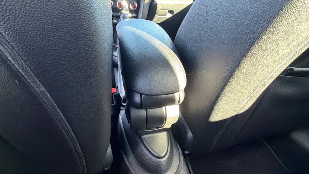 Thumbnail: 2019 MINI Cooper - 30