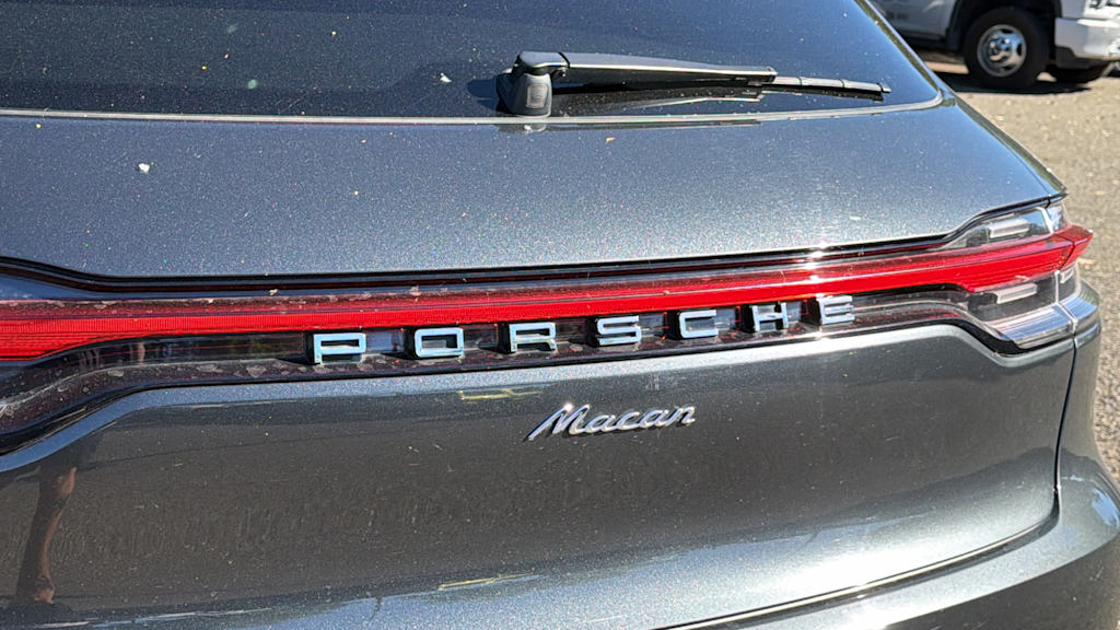 Thumbnail: 2020 Porsche Macan - 7