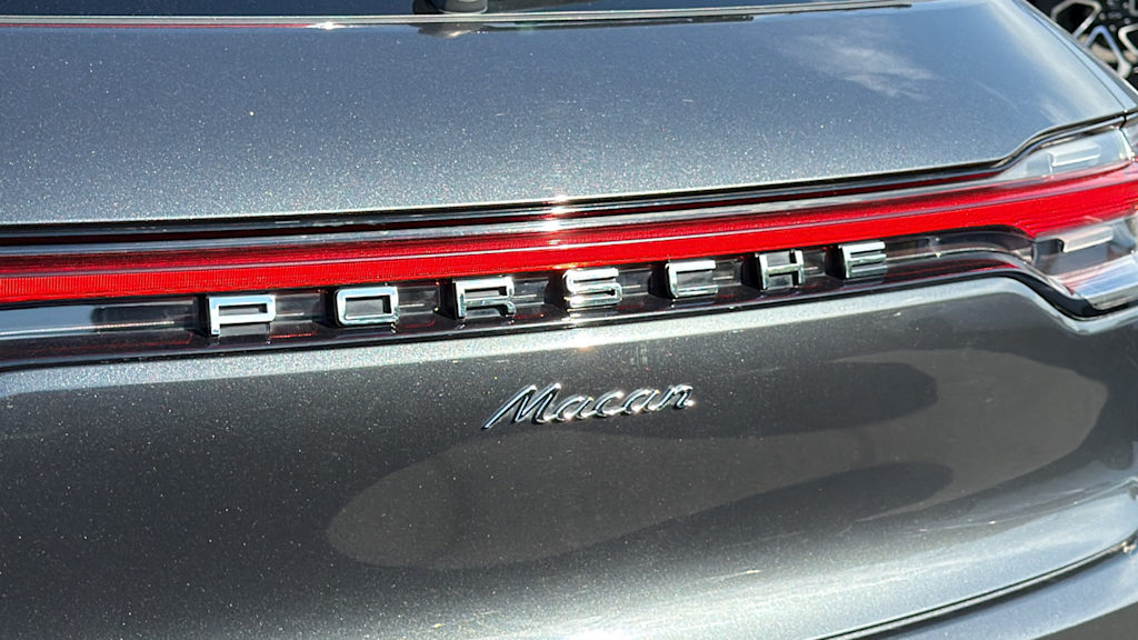 Thumbnail: 2020 Porsche Macan - 6