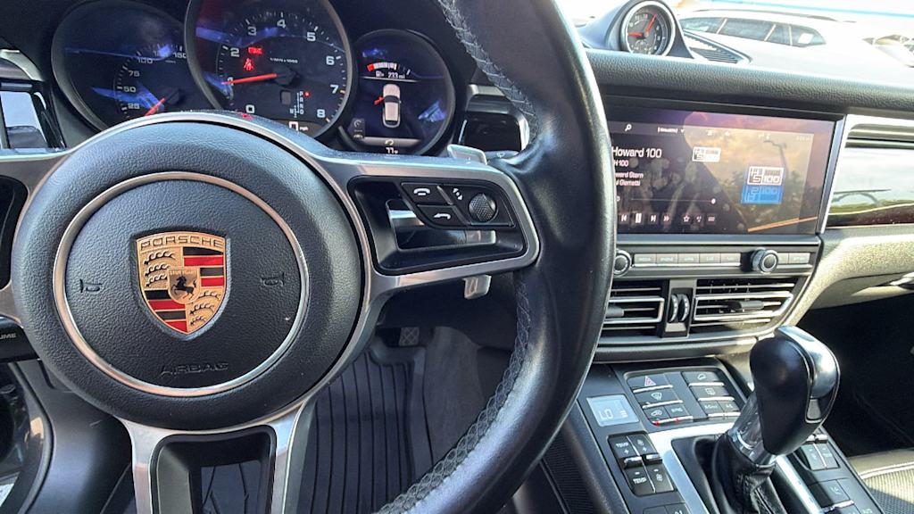Thumbnail: 2020 Porsche Macan - 12