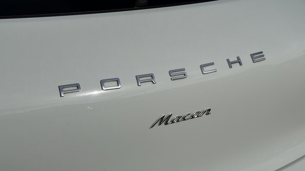 Thumbnail: 2017 Porsche Macan - 7