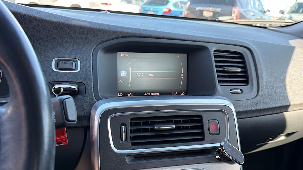 Thumbnail: 2017 Volvo S60 - 12