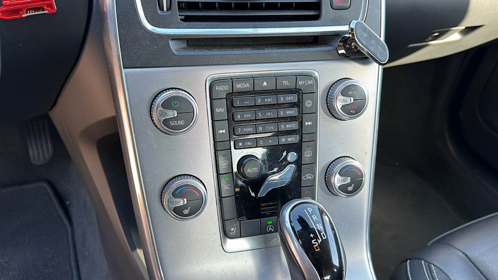 Thumbnail: 2017 Volvo S60 - 20