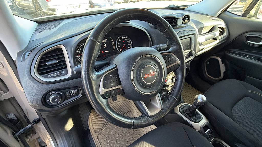 Thumbnail: 2016 Jeep Renegade - 2