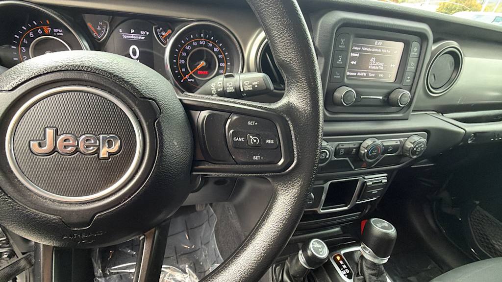 Thumbnail: 2021 Jeep Wrangler - 14