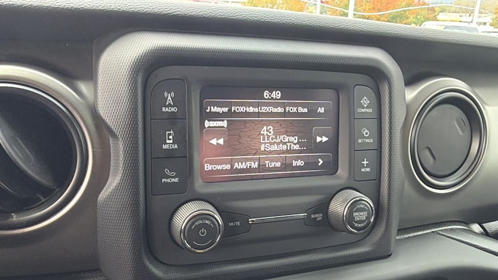 Thumbnail: 2021 Jeep Wrangler - 24