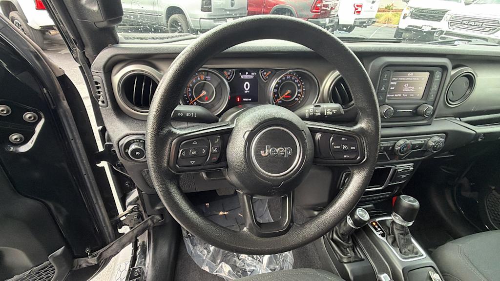 Thumbnail: 2021 Jeep Wrangler - 9