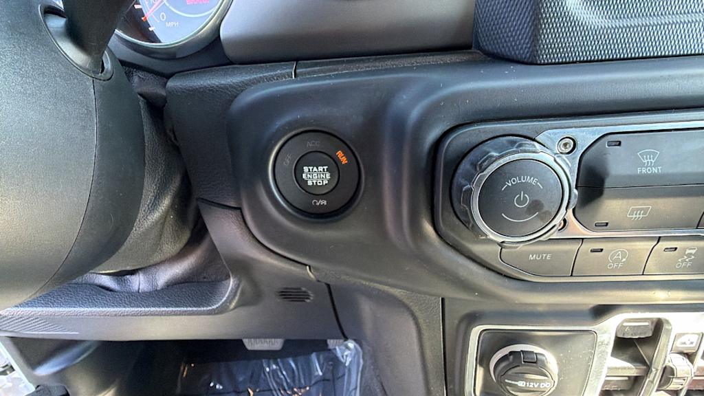 Thumbnail: 2019 Jeep Wrangler - 26