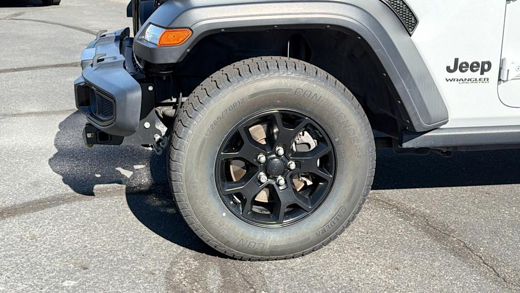 Thumbnail: 2021 Jeep Wrangler - 8