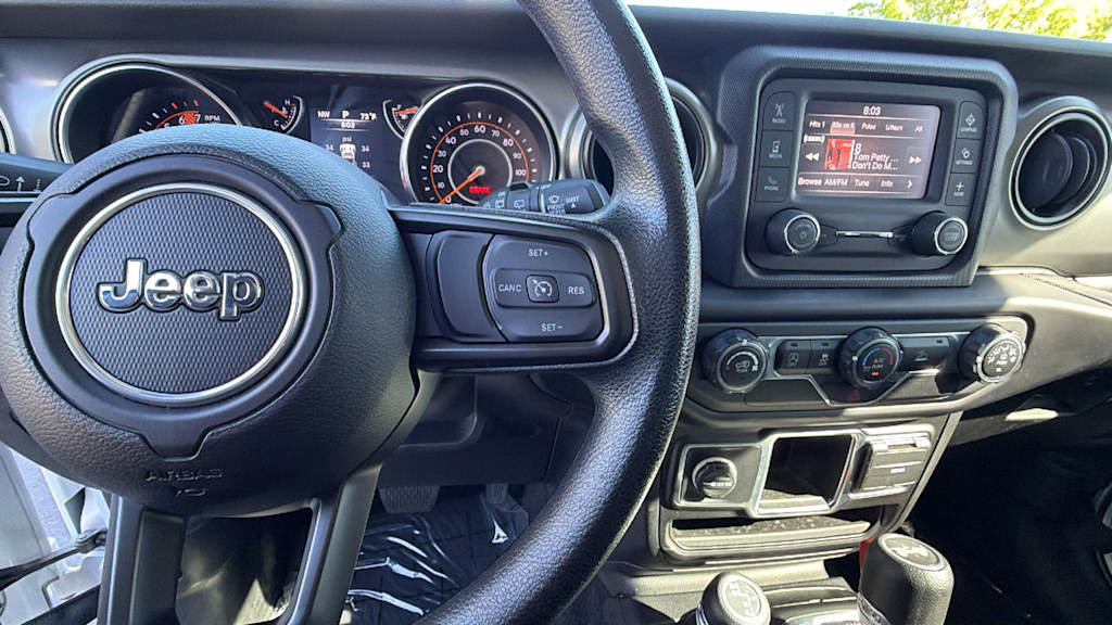 Thumbnail: 2021 Jeep Wrangler - 13