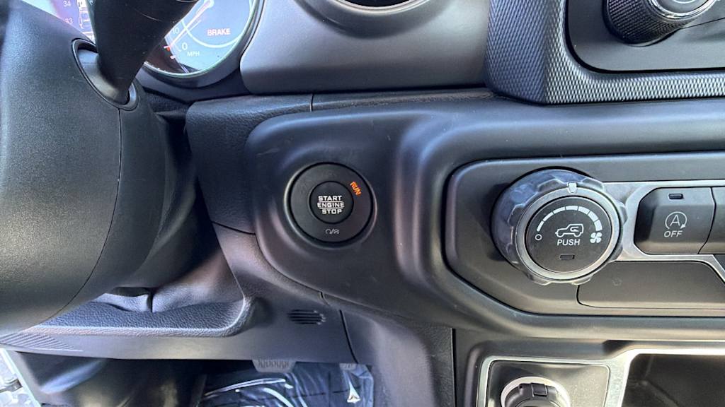 Thumbnail: 2021 Jeep Wrangler - 26