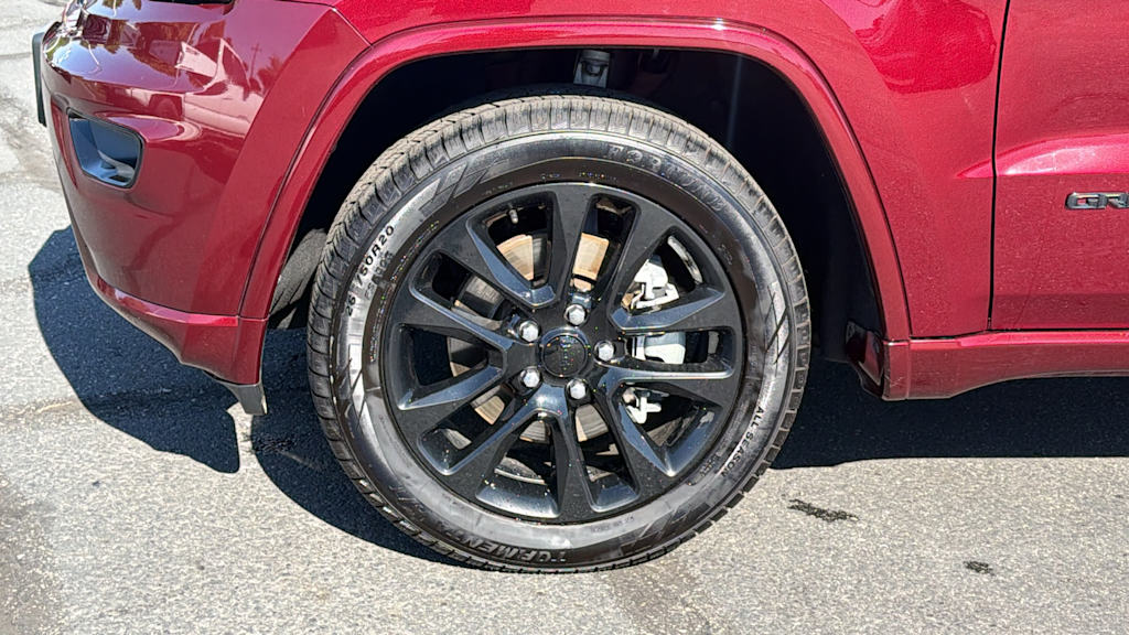 Thumbnail: 2022 Jeep Grand Cherokee - 8