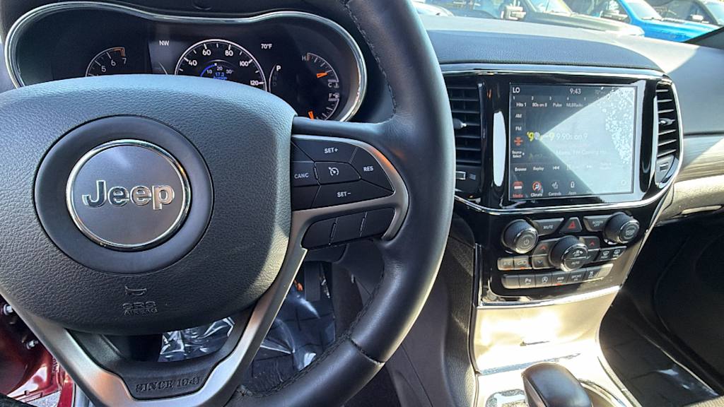 Thumbnail: 2022 Jeep Grand Cherokee - 14