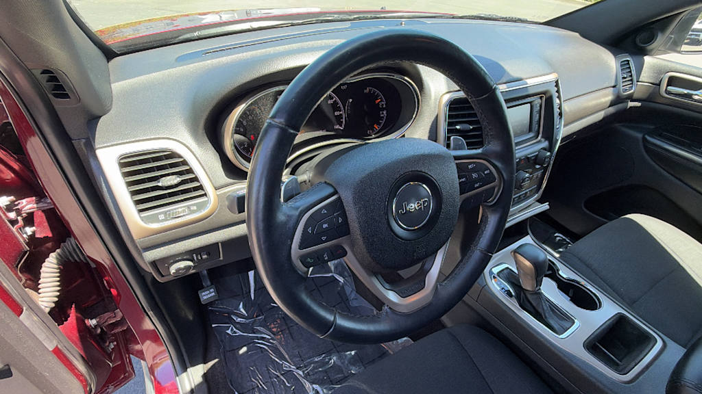 Thumbnail: 2017 Jeep Grand Cherokee - 2