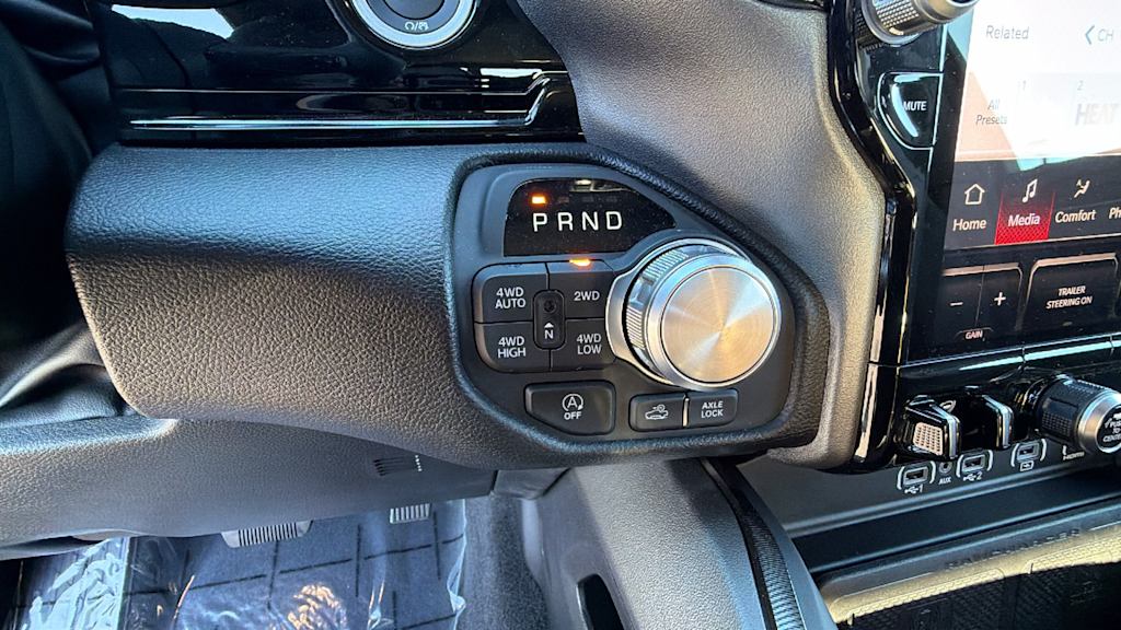 Thumbnail: 2025 RAM 1500 - 14