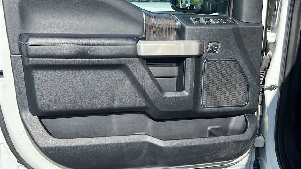 2021 Ford F-250 Lariat 26