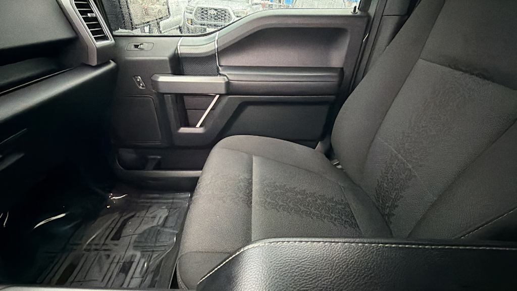 Thumbnail: 2019 Ford F-150 - 11