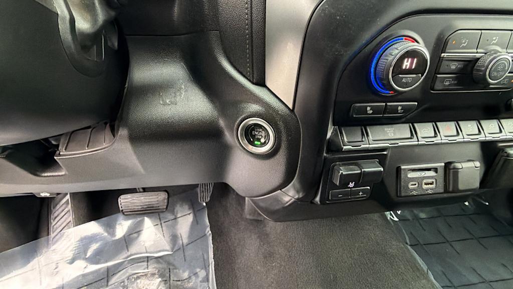 Thumbnail: 2020 Chevrolet Silverado 2500 - 24