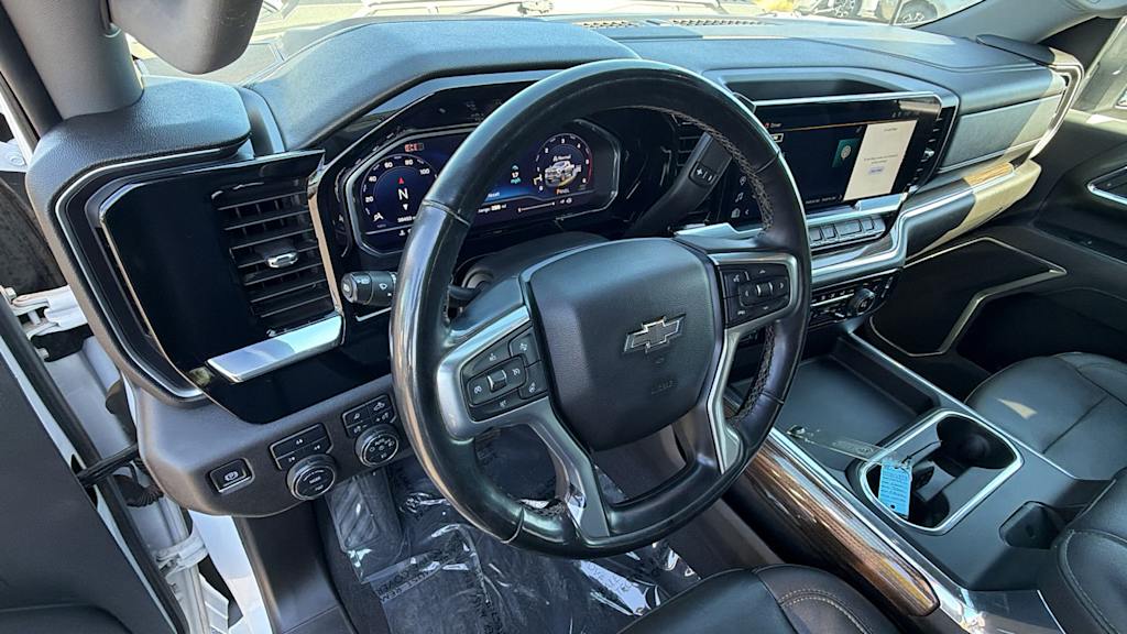 Thumbnail: 2024 Chevrolet Silverado 3500 - 2